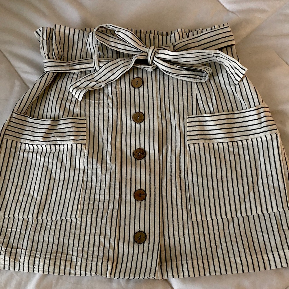 summer stripped button up paper bag skirt